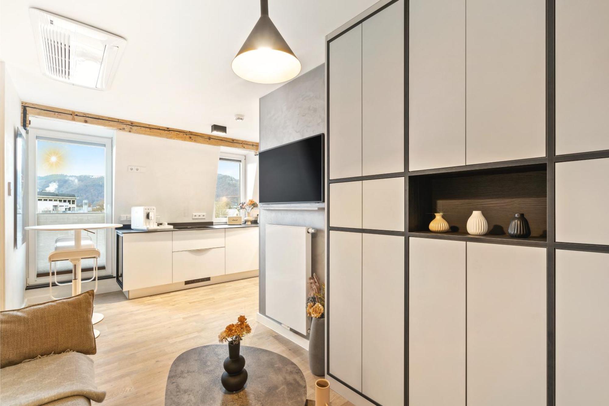 Modern Elegance In Historical City Center Trier Bagian luar foto